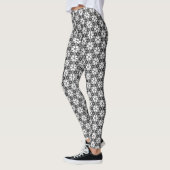 Gray, Black en White Floral Pattern Leggings (Links)