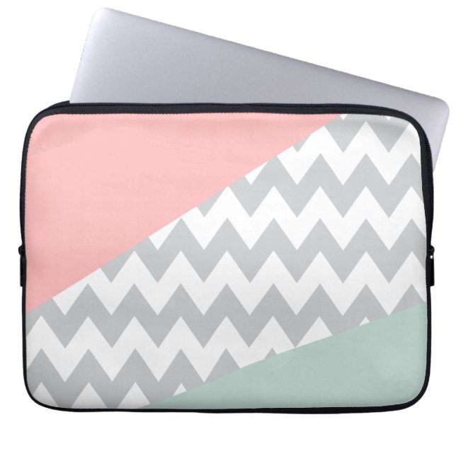 Gray Chevron Mint en Coral Laptop Sleeve (Voorkant)