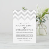 Gray Chevron Ombre Wedding Invitations Kaart (Staand voorkant)