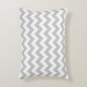 Gray Chevron Zig Zag Decoratief Kussen (Voorkant(Verticaal))