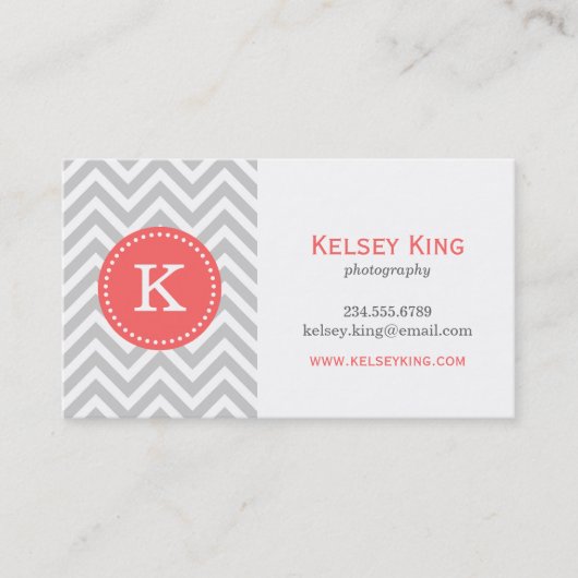Gray en Coral Chevron Aangepast monogram Visitekaartje (Voorkant)