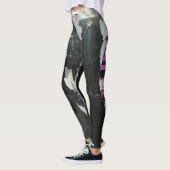 Gray- en zwarte foto leggings (Links)