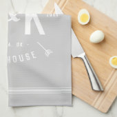 Gray Farmhouse Arrow Monogram | bewerkbare kleuren Theedoek (Quarter Fold)