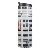 GRAY MULTISTORY BUILDING MET RED ORIENTAL SCRIPT THERMOSBEKER (Geroteerd rechts)