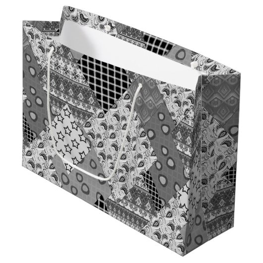 Gray Patchwork Patchwork Patroon Groot Cadeauzakje (Voorkant Gekanteld)