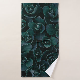 GRAY PETAL FLOWER IN BLOOM BADHANDDOEK