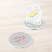 Gray Red Jouw naam Initiaal Monogram Modern Zandsteen Onderzetter (Zijkant)