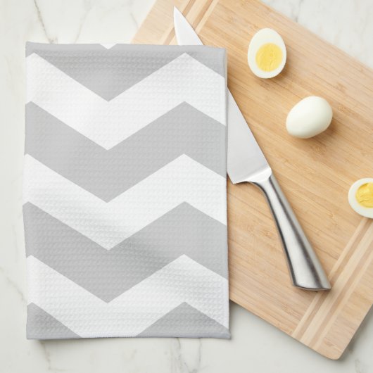 Gray & White Chevron Pattern Theedoek (Quarter Fold)