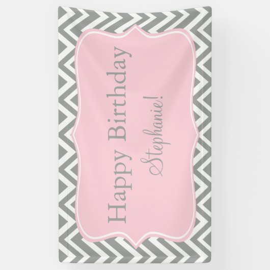 Gray, White en Pastel Pink Chevron Birthday Spandoek (Verticaal)