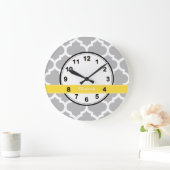Gray White Moroccan #5 Pineapple Name Monogram Grote Klok (Huis)