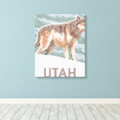 Gray Wolf StandingUtah Canvas Afdruk (Insitu (Houten vloer))