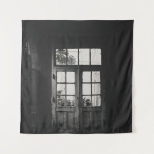 GRAYSCHAALFOTO VAN HOUTTEN MET KRACHTIGE GLASDEUR WANDKLEED