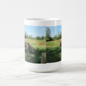 Grazing Antelope Koffiemok (Center)