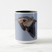 Great Blue Heron tijdens de vlucht Mok (Midden)