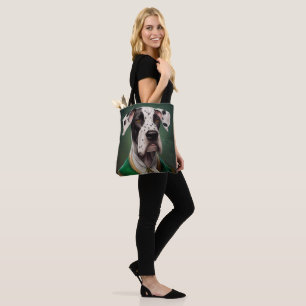 Great Dane-hond in St. Patrick's Day-jurk Draagtas