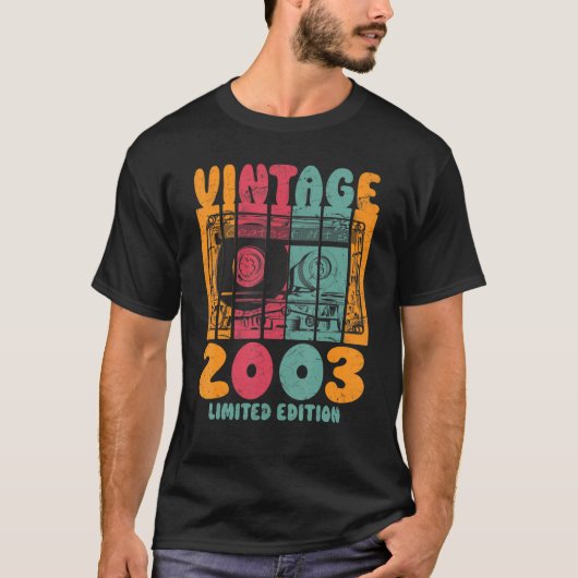  Greatest Hits 2003 Retro Birthday T-shirt (Voorkant)