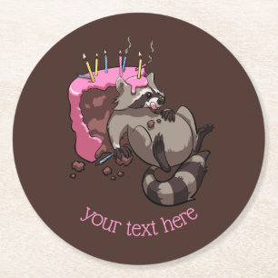 Greedy Raccoon Eating Iced Birthday Cake Cartoon Ronde Kartonnen Onderzetter