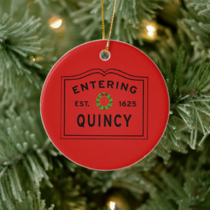 Green and Red Holiday Wreath, Quincy, MA Keramisch Ornament
