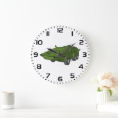 Green Armoured Military Vehicle Grote Klok (Huis)