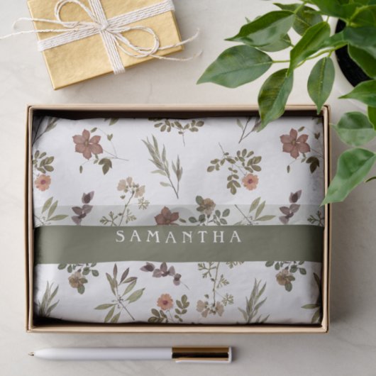 Green Burgundy Wildflower Monogram Name Tissuepapier (Geschenk)