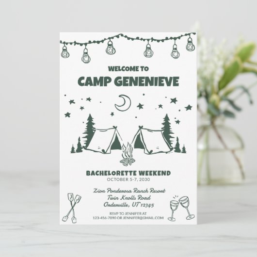 Green Camping Bachelorette Weekendfeest Kaart (Staand voorkant)