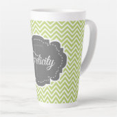 Green Chevron Personnalisé Latte Mug (Angle droit)
