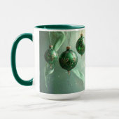 Green Christmas Ball Holiday Mug (Gauche)