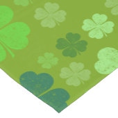 Green Clovers, Lucky Clovers, Saint Patrick's Day Medium Tafelloper (Hoek)