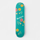 Green Daisy Bouquet Vintage Motif Skateboard (Devant)