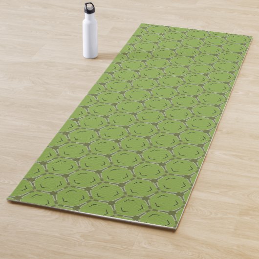 Green Geometric Design Yogamat (In situ)