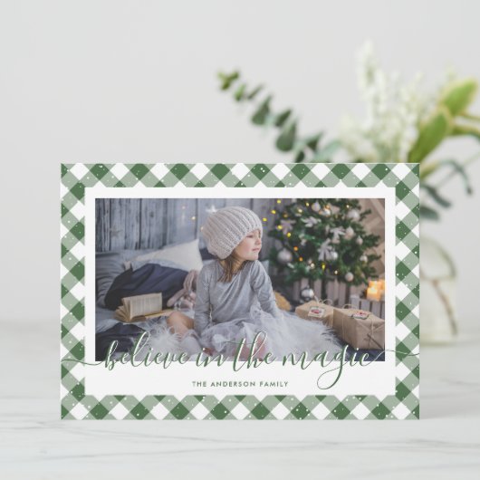 Green Gingham Pset gelooft in de magische foto Feestdagenkaart (Staand voorkant)