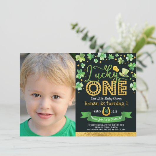 Green Gold Shamrock Lucky Charm 1st Birthday Foto Kaart (Staand voorkant)