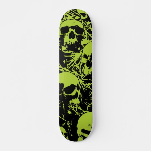 Green Grunge Skulls Skateboard (Voorkant)