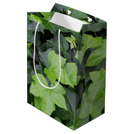 Green Ivy Botanical Print Medium Cadeauzakje (Achterkant Gekanteld)
