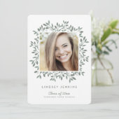 Green Leaf Afstudeerder Foto Afstuderen Uitnodigin Kaart (Staand voorkant)