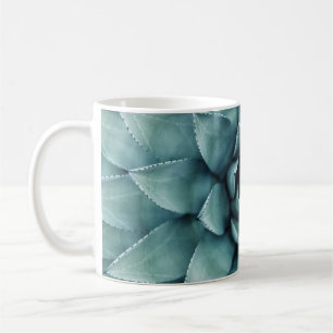 Green leafed plant koffiemok