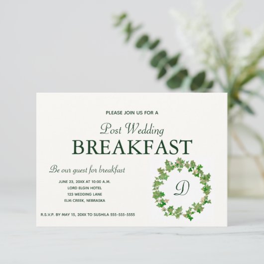 Green Maple Wreath Breakfast Invitation (Debout devant)