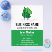 Green Minimalist Tree Landscaping Lawn Care Flyer (Enkel)