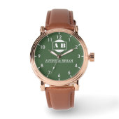 Green Monogram names of the bride and groom Horloge (Voorkant)