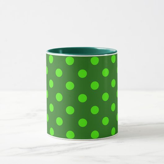 Green On Dark Green Polka Dots Pattern Design  Mok (Midden)