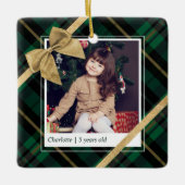 Green Pset Gift Wrapped & Gold Bow Cadeau Foto Keramisch Ornament (Voorkant)