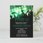 Green Rock Star Sweet 16 Anniversaire Invitation (Debout devant)