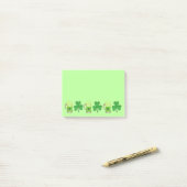 Green Shamrock Clover Beer Mok St. Patrick's Day Post-it® Notes (Op bureau)