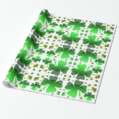 Green Shamrock Pattern White Cadeaupapier (Uitgerold)