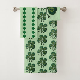 Green Shamrocks Diamonds 2025 Bad Handdoek