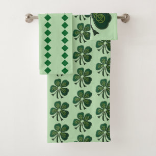 Green Shamrocks Diamonds 2025 Bad Handdoek