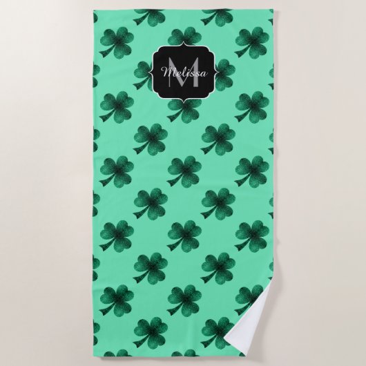 Green Sparkles Shamrock St. Patrick's Day Monogram Strandlaken (Voorkant)