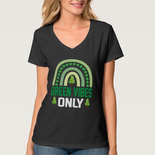 Green Vibes Plant More Trees Save Climate Change E T-shirt (Voorkant)