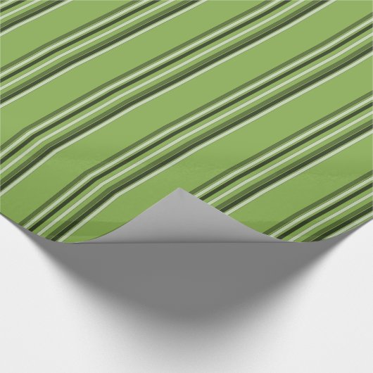 Greenery Green Horizontal Stripes Pattern Elegant Cadeaupapier (Hoek)
