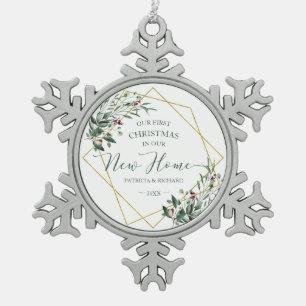 Greenery ons eerste kerstfeest in ons nieuwe huis tin sneeuwvlok ornament